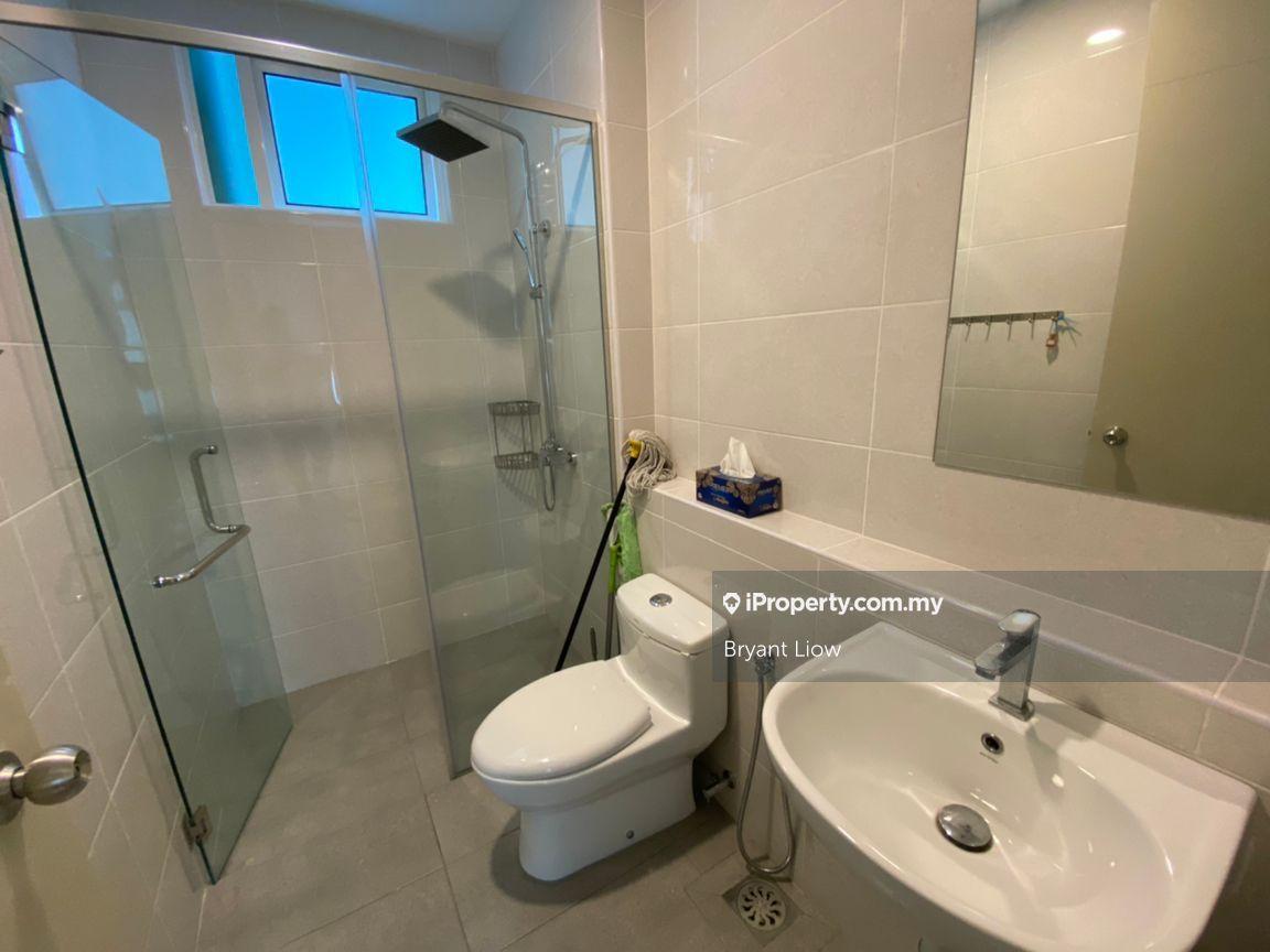 Service Residence for Sale in Parkland Residence by Bryant Liow - iProperty.com.my