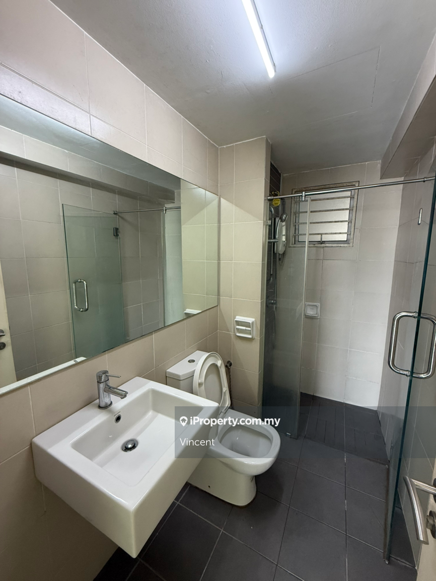 Residensi Servis untuk Dijual di Tiara Mutiara / The Crown oleh Vincent - iProperty.com.my