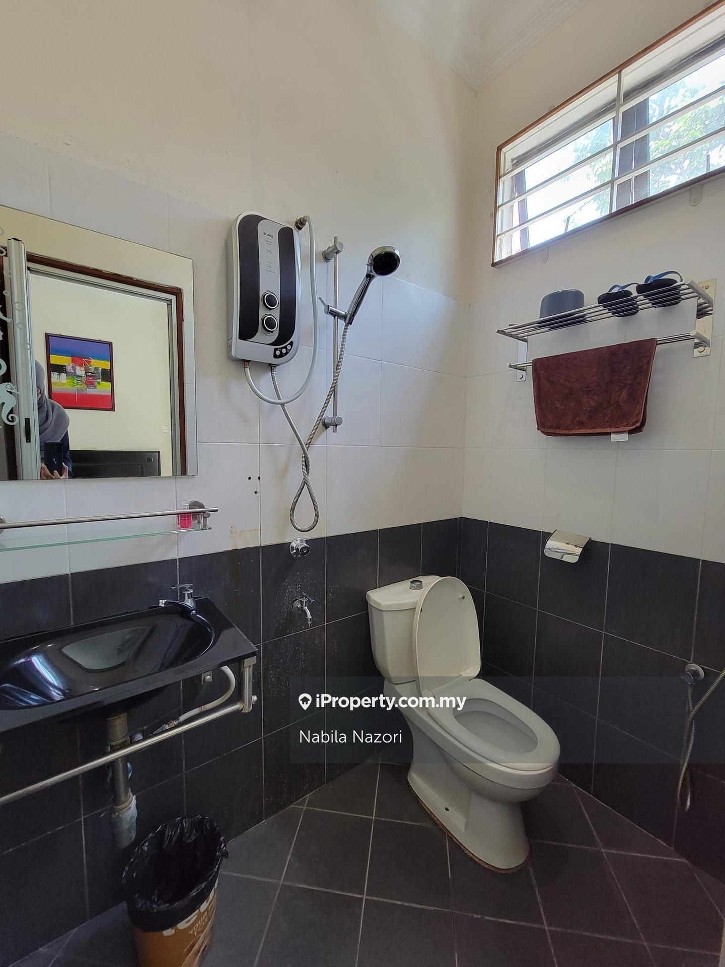 Bungalow House for Sale in Wakaf Bharu, Tumpat by Nabila Nazori - iProperty.com.my