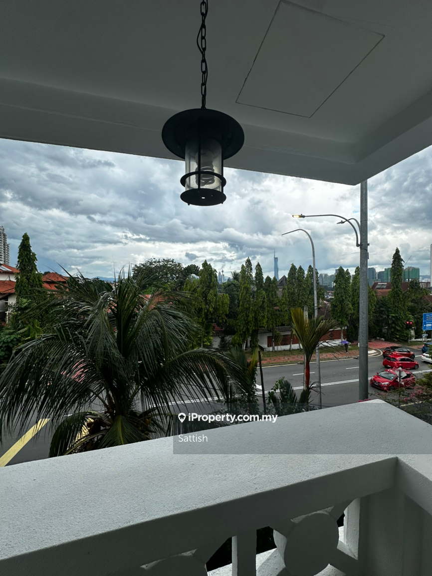 Condominium for Rent in Tuscany by Sattish - iProperty.com.my