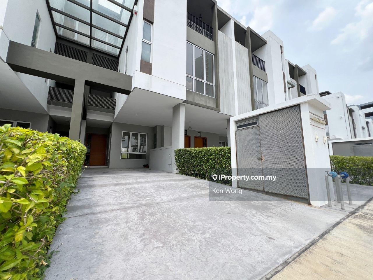 Rumah Bandar untuk Dijual di Tropicana Heights, Kajang oleh Ken Wong - iProperty.com.my