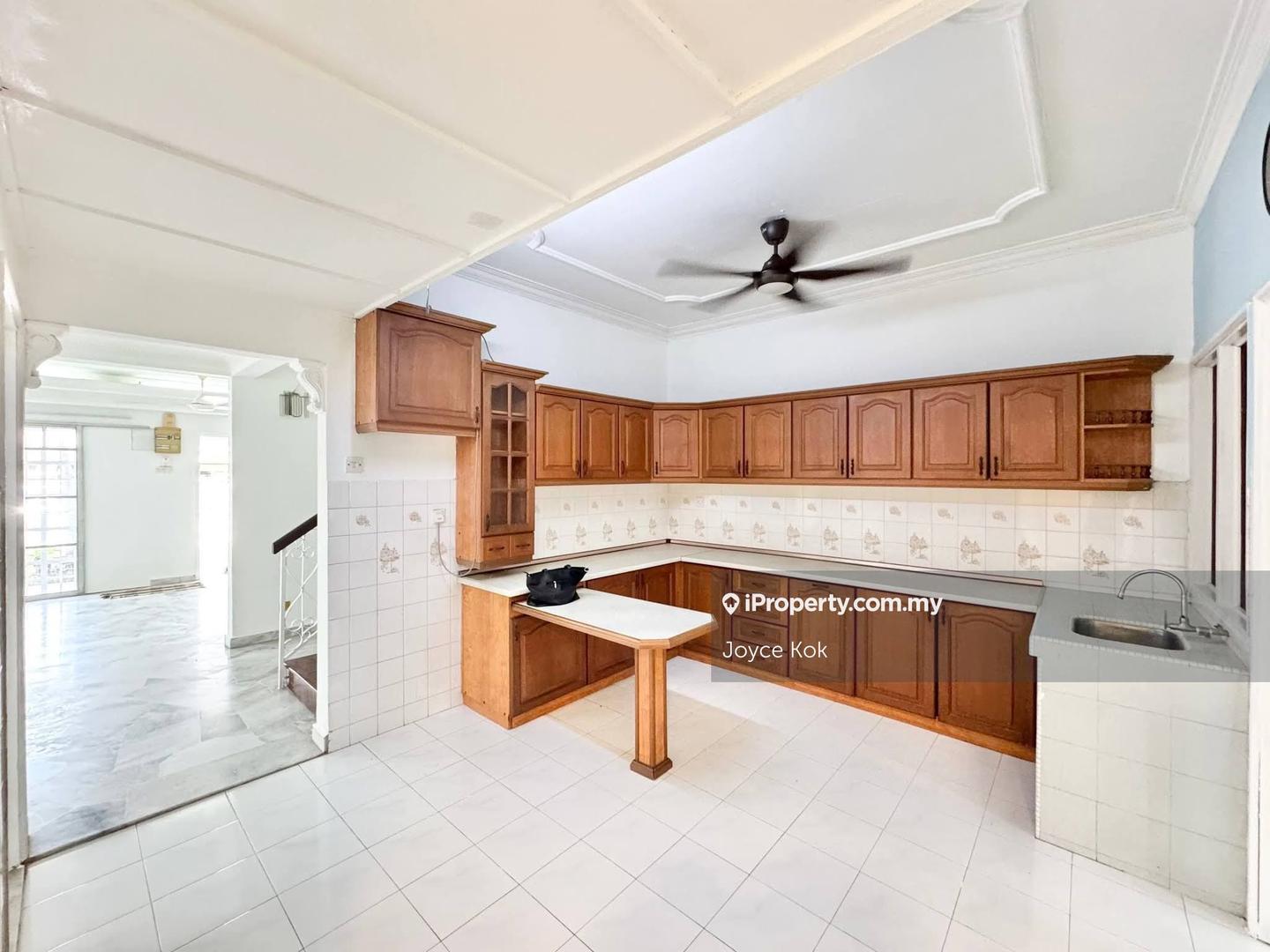 Rumah Berangkai 2 Tingkat untuk Dijual di Usj 9, Subang Jaya oleh Joyce Kok - iProperty.com.my