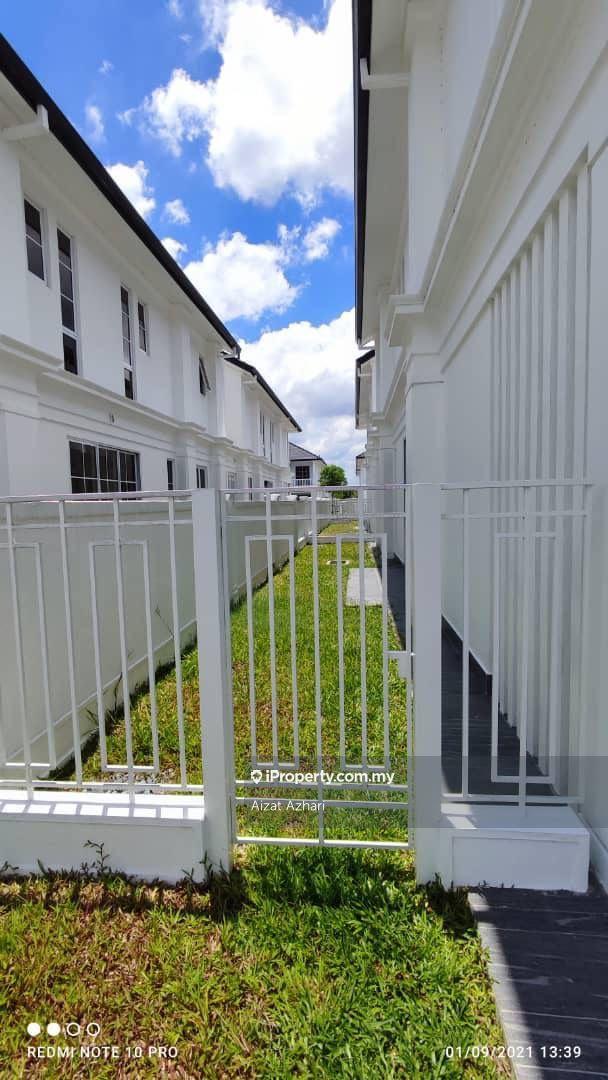 Semi-Detached House for Sale in Stoneridge, Eco Majestic, Semenyih by Aizat Azhari - iProperty.com.my