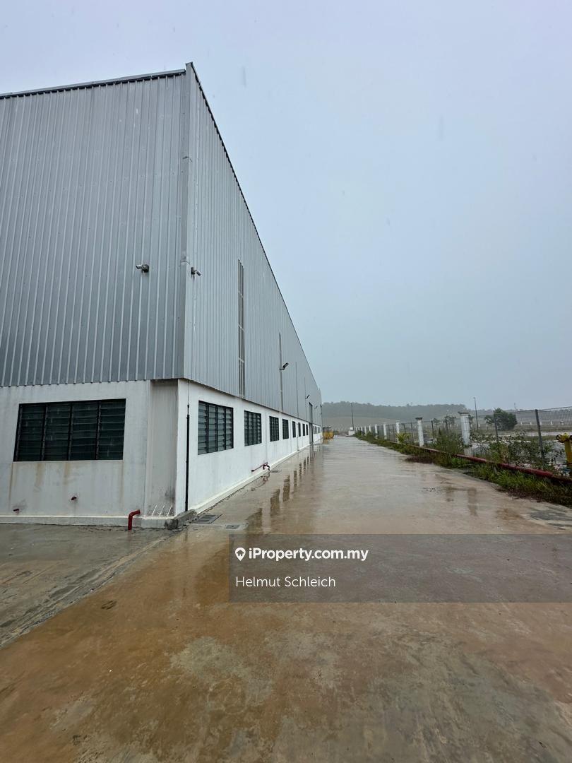 Semi-D Kilang untuk Dijual di Eco Business Park V, Puncak Alam oleh Helmut Schleich - iProperty.com.my