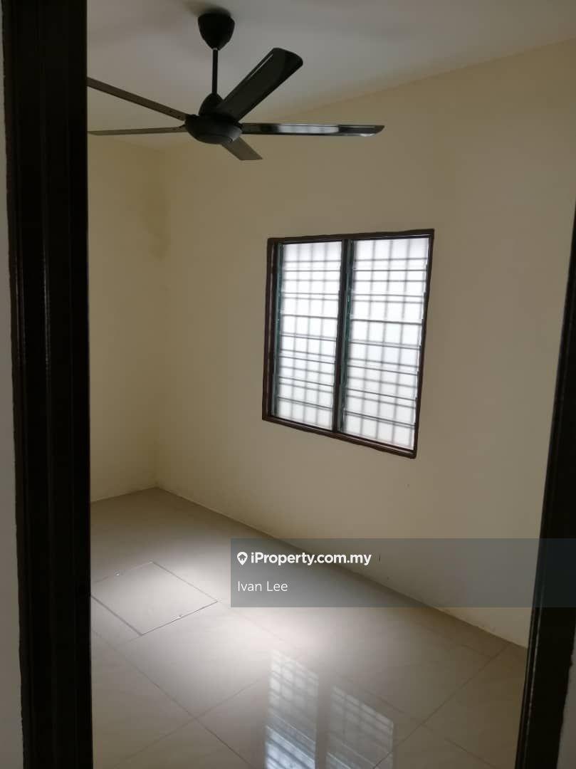 Semi-Detached House for Rent in Seksyen 8, Petaling Jaya by Ivan Lee - iProperty.com.my