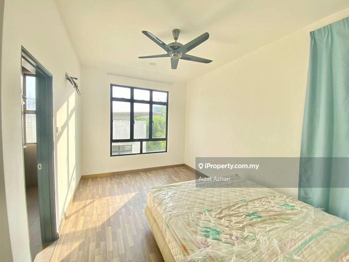 Rumah Berkembar untuk Dijual di Taman Melawati, Ulu Kelang oleh Aizat Azhari - iProperty.com.my