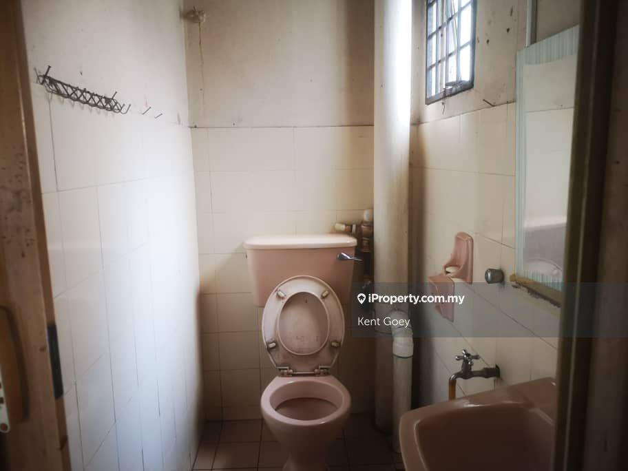 Pangsapuri untuk Dijual di Pangsapuri Taman Bukit Rawang Putra oleh Kent Goey - iProperty.com.my