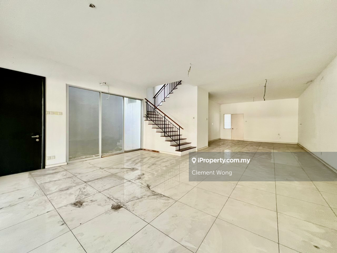 Rumah Berangkai 2.5 Tingkat untuk Dijual di Kota Emerald, Rawang oleh Clement Wong - iProperty.com.my