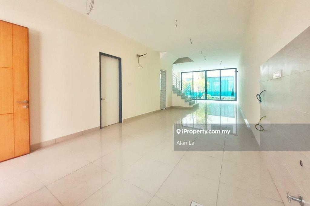 Rumah Berangkai 3 Tingkat untuk Dijual di Reflexion Grande Puchong Bandar Nusaputra, Puchong oleh Alan Lai - iProperty.com.my