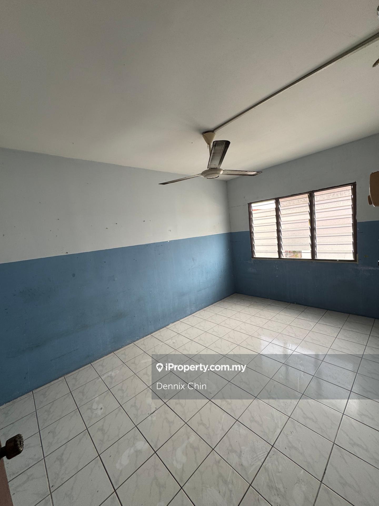 Pangsapuri untuk Dijual di Pangsapuri Baiduri oleh Dennix Chin - iProperty.com.my