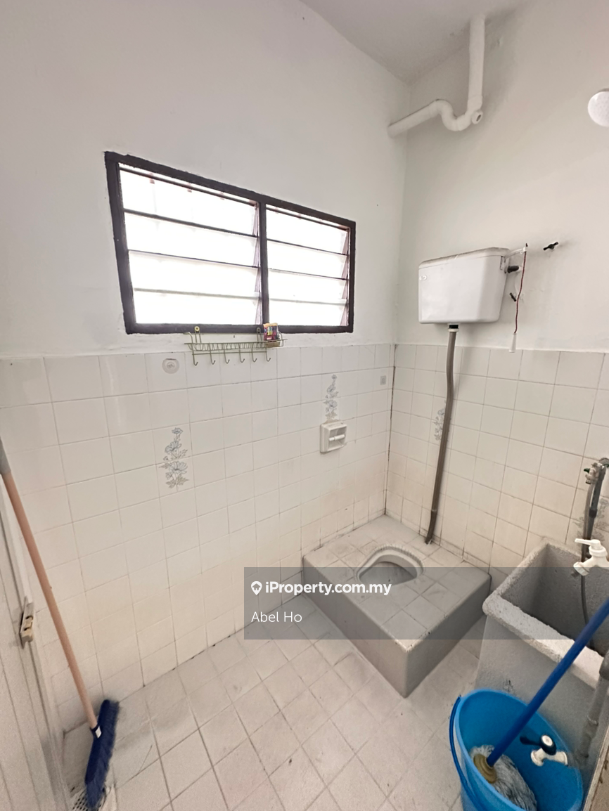 Rumah Berangkai 2 Tingkat untuk Disewa di Taman Sungai Besi Indah, Seri Kembangan oleh Abel Ho - iProperty.com.my