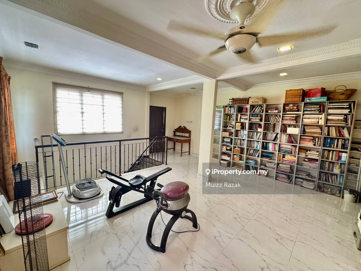 Bungalow House for Sale in Istana Bukit Kayangan, Shah Alam by Muizz Razak - iProperty.com.my