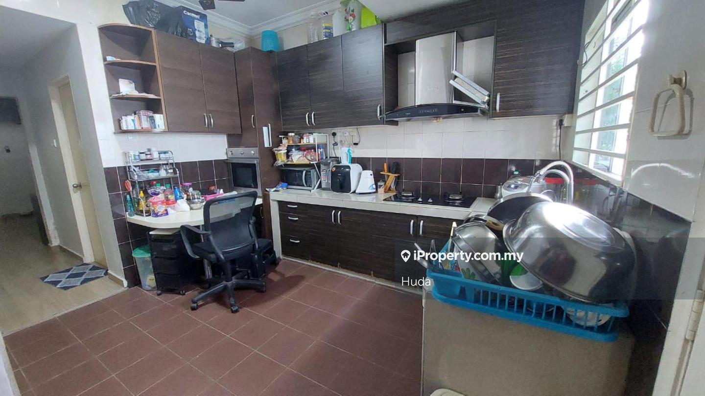 Rumah Berangkai 1 Tingkat untuk Dijual di Seksyen 28, Shah Alam oleh Huda - iProperty.com.my
