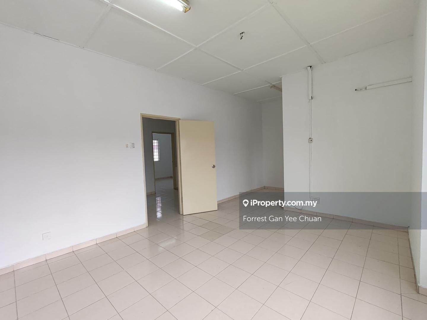 Rumah Berangkai 2 Tingkat untuk Dijual di Bandar Bukit Tinggi, Klang oleh Forrest Gan Yee Chuan - iProperty.com.my