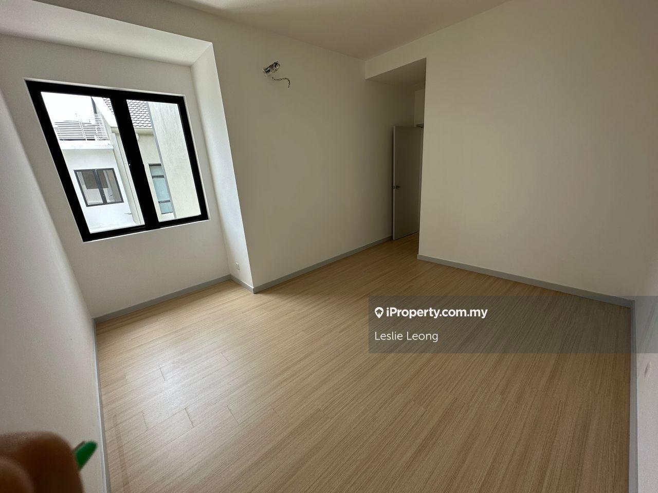 Rumah Berangkai 2 Tingkat untuk Disewa di Kota Emerald, Rawang oleh Leslie Leong - iProperty.com.my