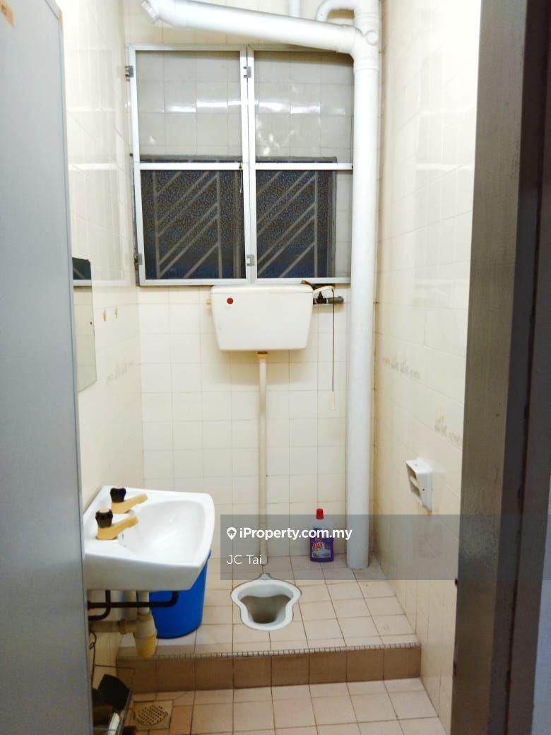 2-storey Terraced House for Sale in Seksyen 8, Shah Alam by JC Tai - iProperty.com.my