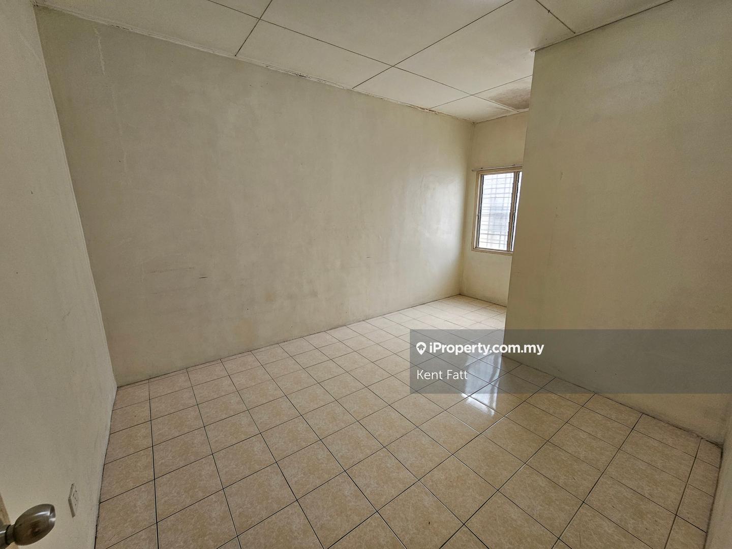 Rumah Berangkai 2 Tingkat untuk Dijual di Taman Universiti, Bangi oleh Kent Fatt - iProperty.com.my