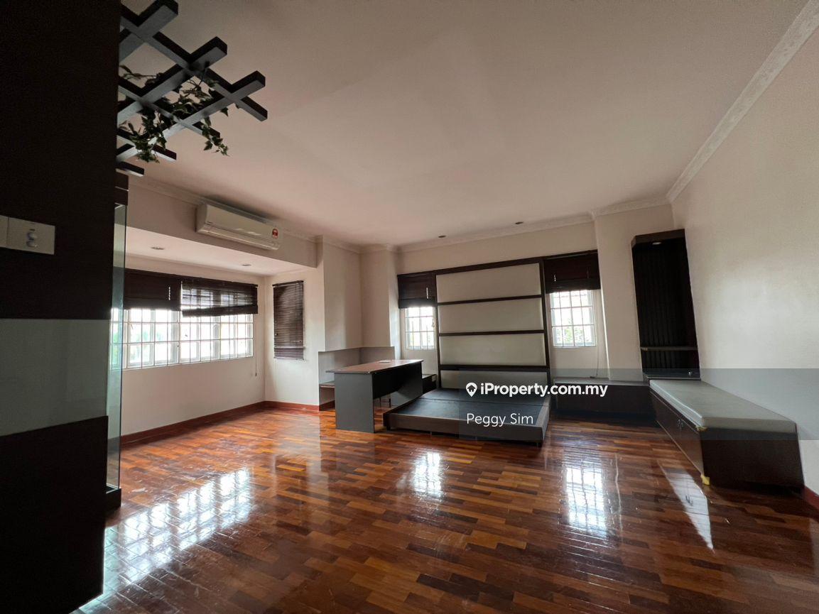 Rumah Berkembar untuk Dijual di Bandar Puteri Puchong, Puchong oleh Peggy Sim - iProperty.com.my