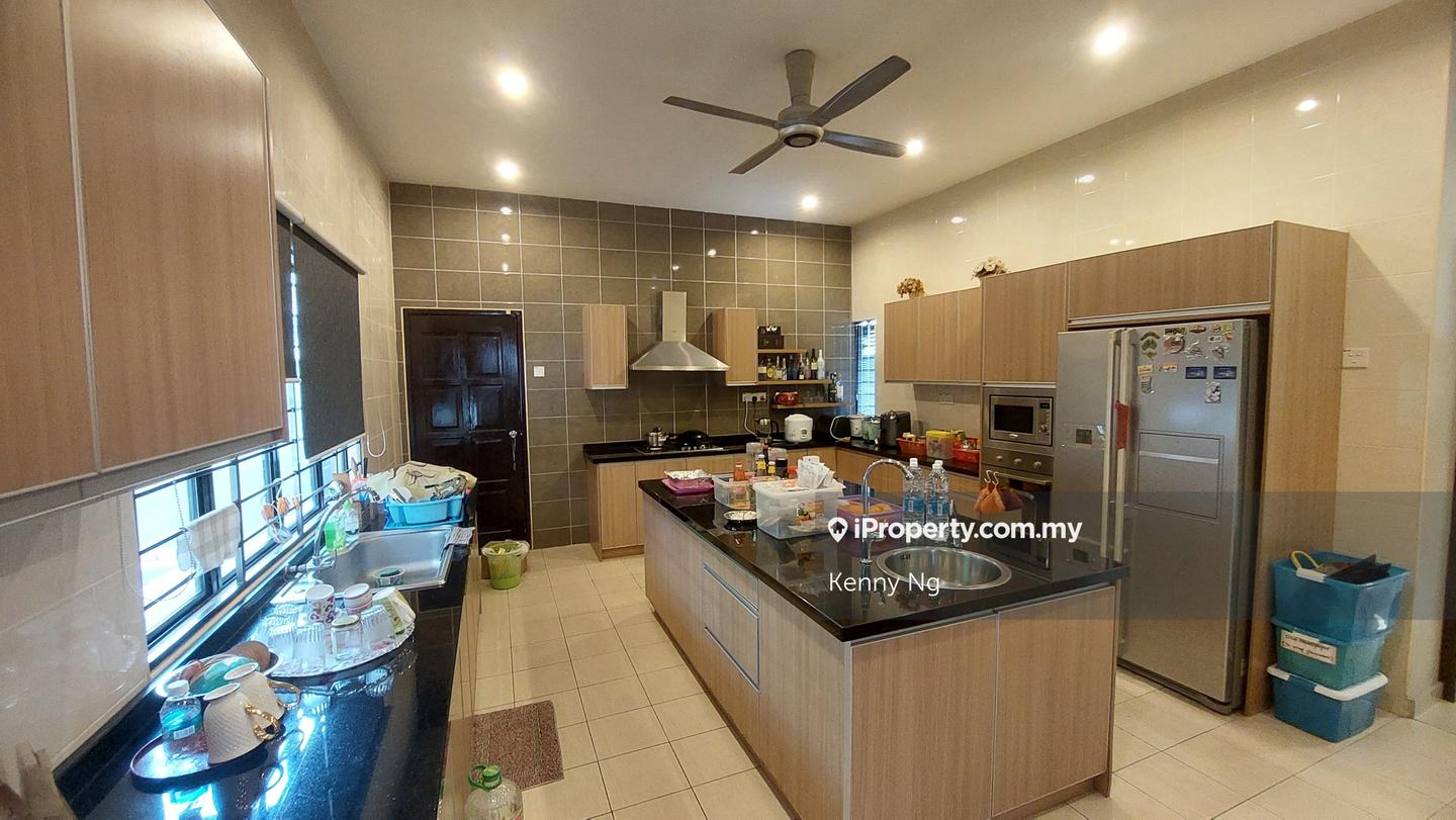 Bungalow House for Sale in Bunga Raya Residence, Raja Nong, Taman Sentosa, Klang by Kenny Ng - iProperty.com.my
