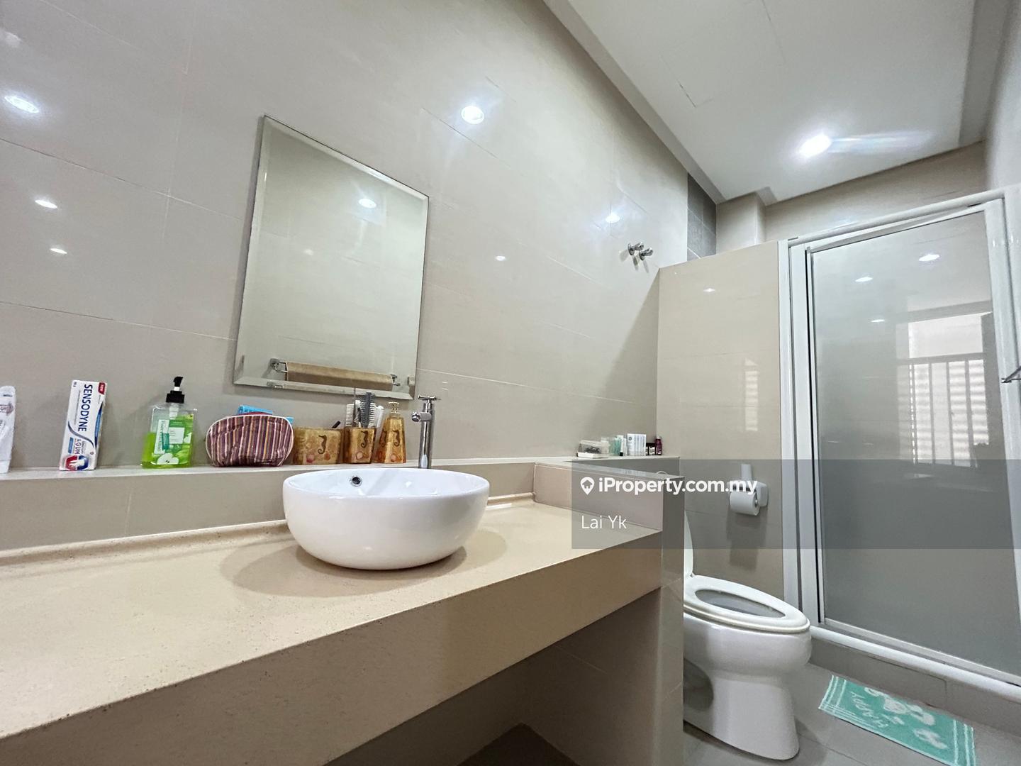 Rumah Berangkai 2 Tingkat untuk Dijual di Temasya Suria, Glenmarie oleh Lai Yk - iProperty.com.my