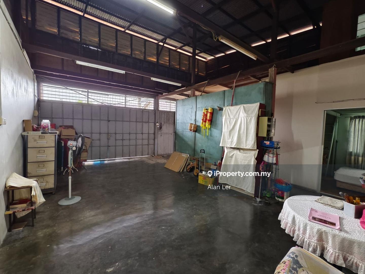 Rumah Berangkai 1 Tingkat untuk Dijual di Kampung Poh Chee Leng, Skudai oleh Alan Ler - iProperty.com.my