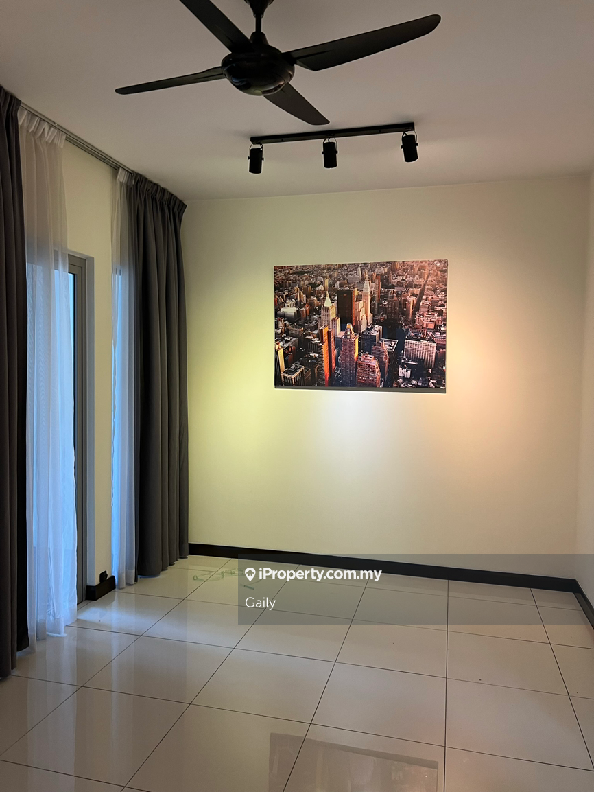 Rumah Berangkai 3 Tingkat untuk Dijual di Symphony Hills, Cyberjaya oleh Gaily - iProperty.com.my