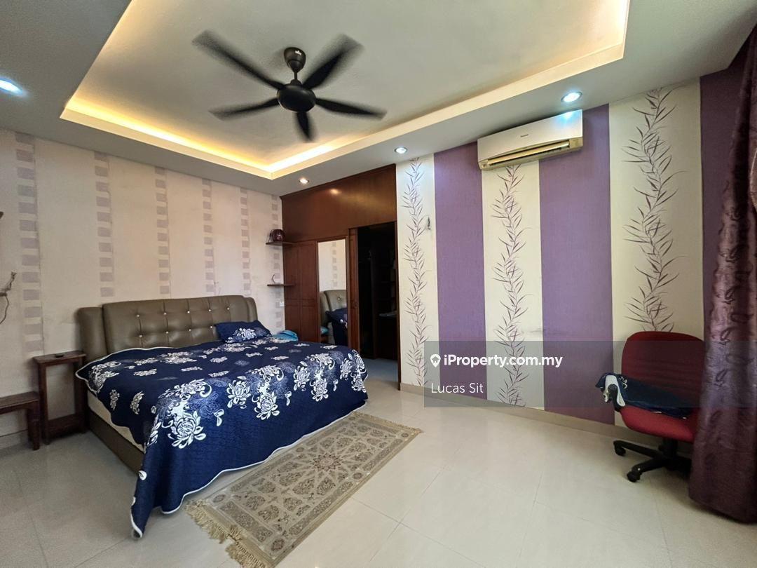 Condominium for Sale in Platinum Hill PV 8 by Lucas Sit - iProperty.com.my