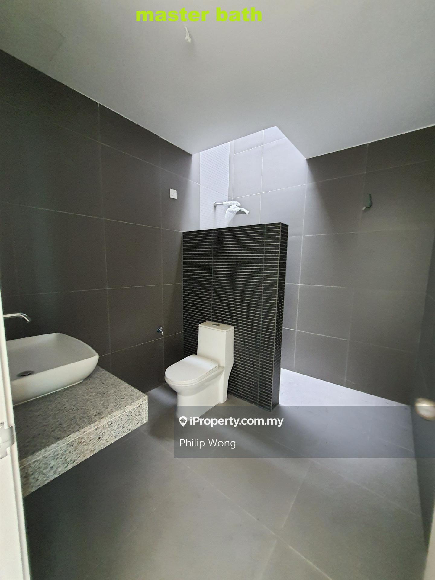 Rumah Berangkai 2 Tingkat untuk Dijual di Taman Lestari Putra, Seri Kembangan oleh Philip Wong - iProperty.com.my