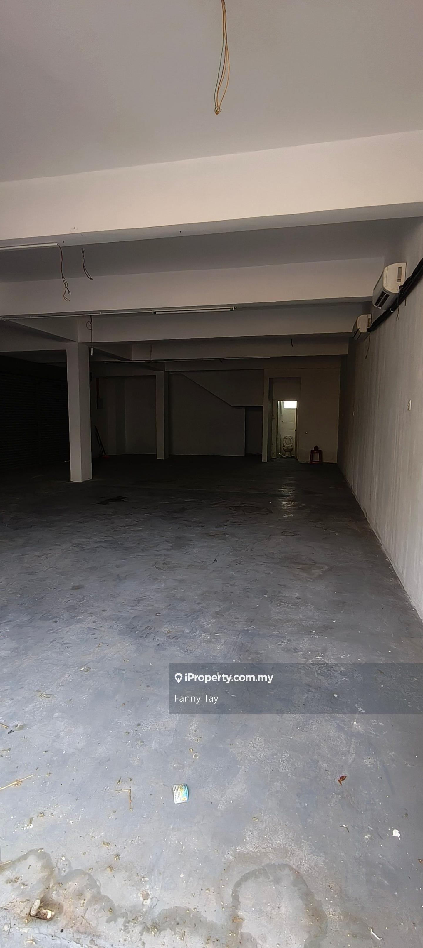 Kedai untuk Disewa di Saujana Puchong, Puchong oleh Fanny Tay - iProperty.com.my