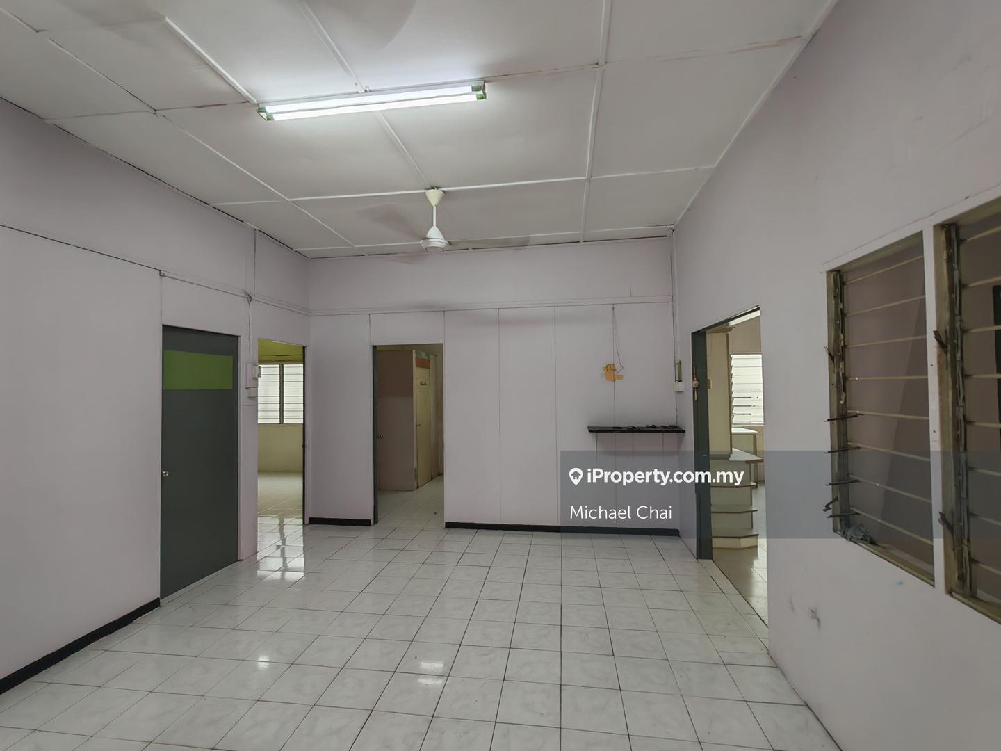 Bungalow House for Sale in Batu 14, Puchong by Michael Chai - iProperty.com.my
