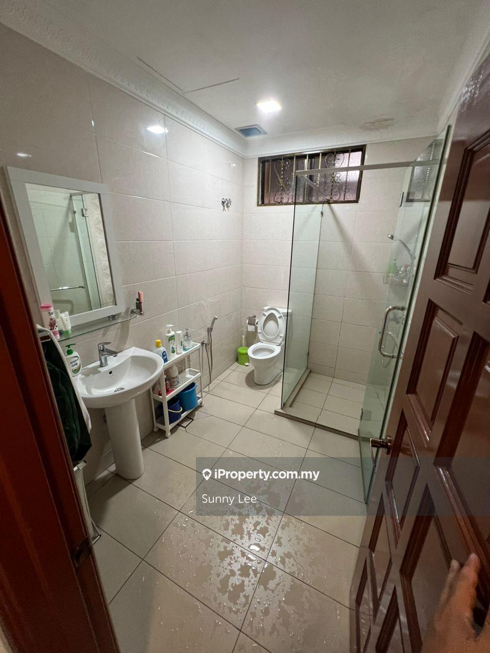 Rumah Berkembar untuk Dijual di DanauMas, Cheras oleh Sunny Lee - iProperty.com.my