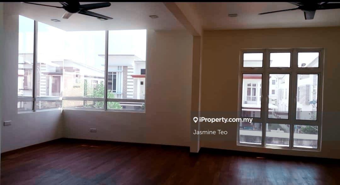 Bungalow House for Sale in Casa Idaman, Setia Alam by Jasmine Teo - iProperty.com.my