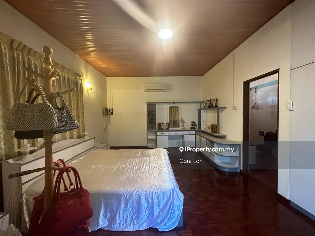 2-storey Terraced House for Sale in Taman Kolam Air, Johor Bahru by Cora Loh - iProperty.com.my