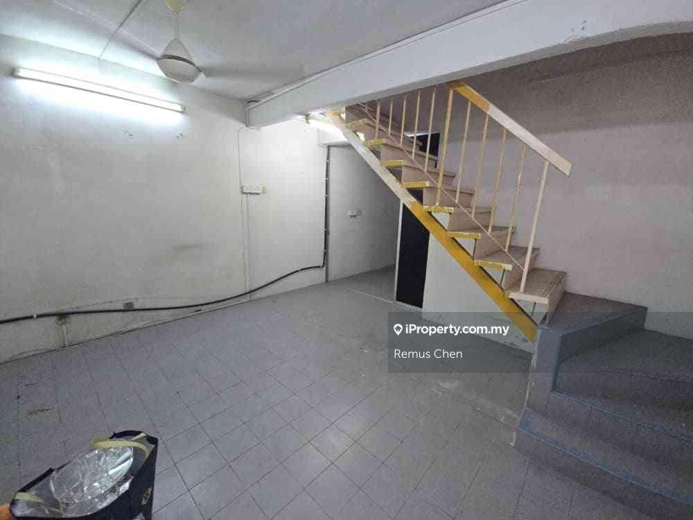 2-storey Terraced House for Sale in Taman Universiti Indah, Seri Kembangan by Remus Chen - iProperty.com.my