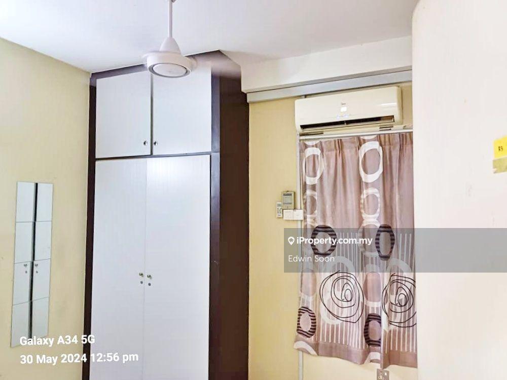 Service Residence for Sale in Casa Subang by Edwin Soon - iProperty.com.my