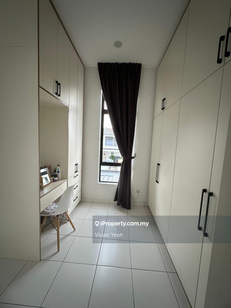 2-storey Terraced House for Sale in Bandar Puncak Alam, Puncak Alam by Vivian Yeoh - iProperty.com.my