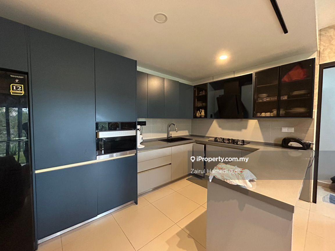 Rumah Bandar untuk Dijual di Bukit Jelutong, Shah Alam oleh Zairul Hamedi (Edi) - iProperty.com.my