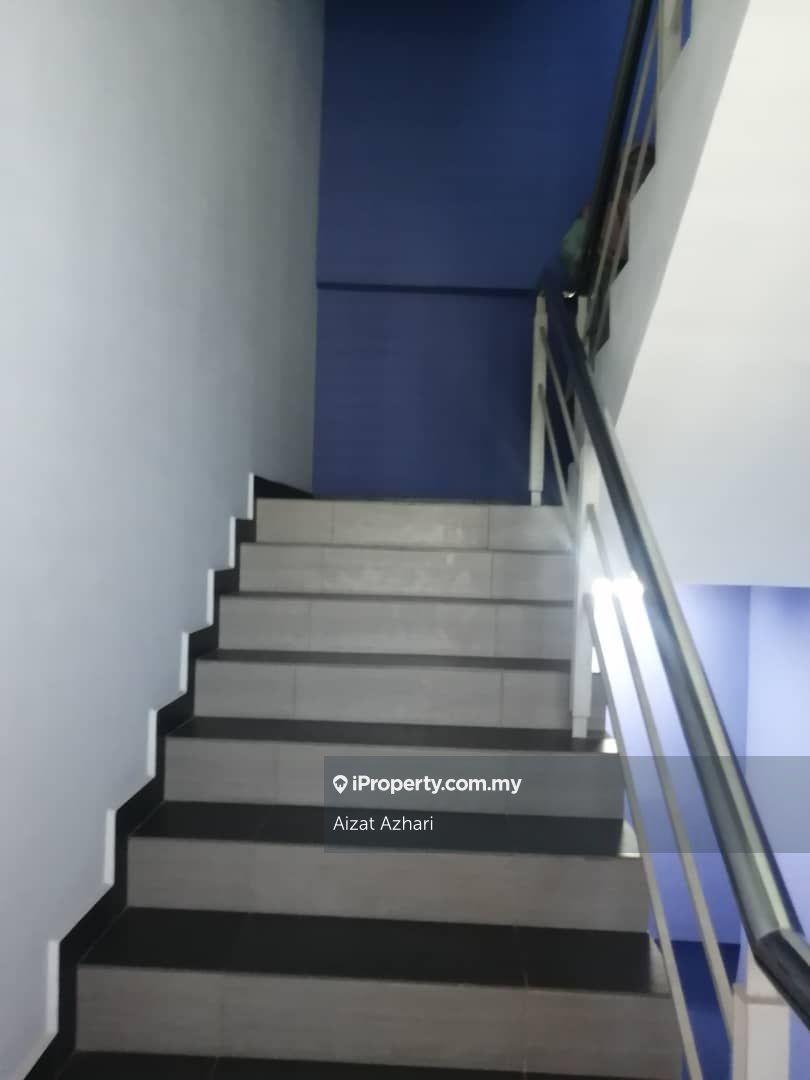Semi-D Factory for Sale in Bukit Jelutong, Shah Alam by Aizat Azhari - iProperty.com.my