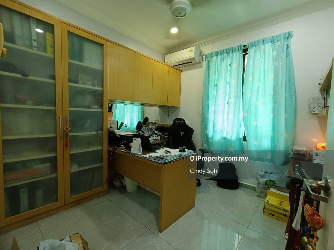 Cluster House for Sale in Taman Austin Heights, Tebrau by Cindy Soh - iProperty.com.my
