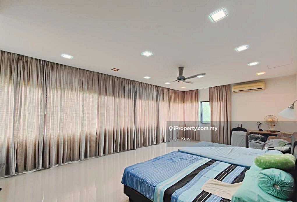 Rumah Berkembar untuk Dijual di Bukit Sungai Long, Bandar Sungai Long oleh Jessi Kew - iProperty.com.my