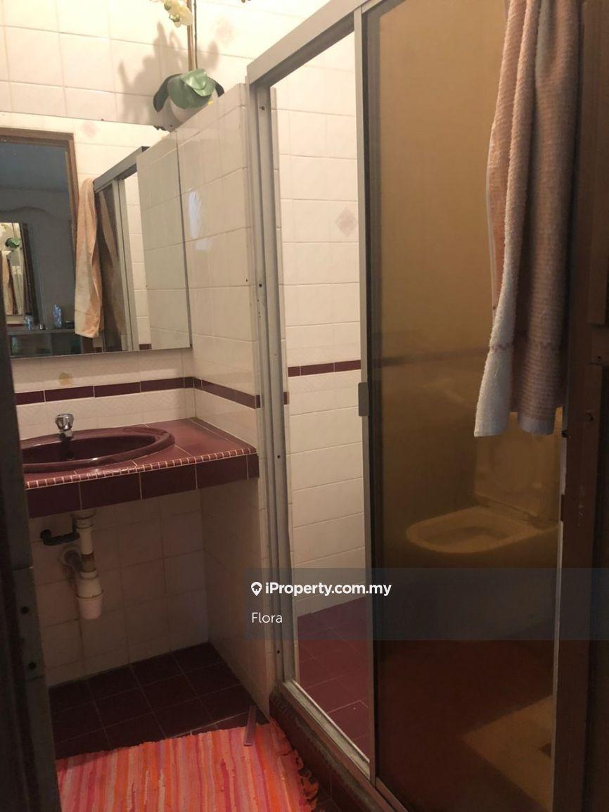 Banglo untuk Dijual di Seksyen 14, Petaling Jaya oleh Flora - iProperty.com.my