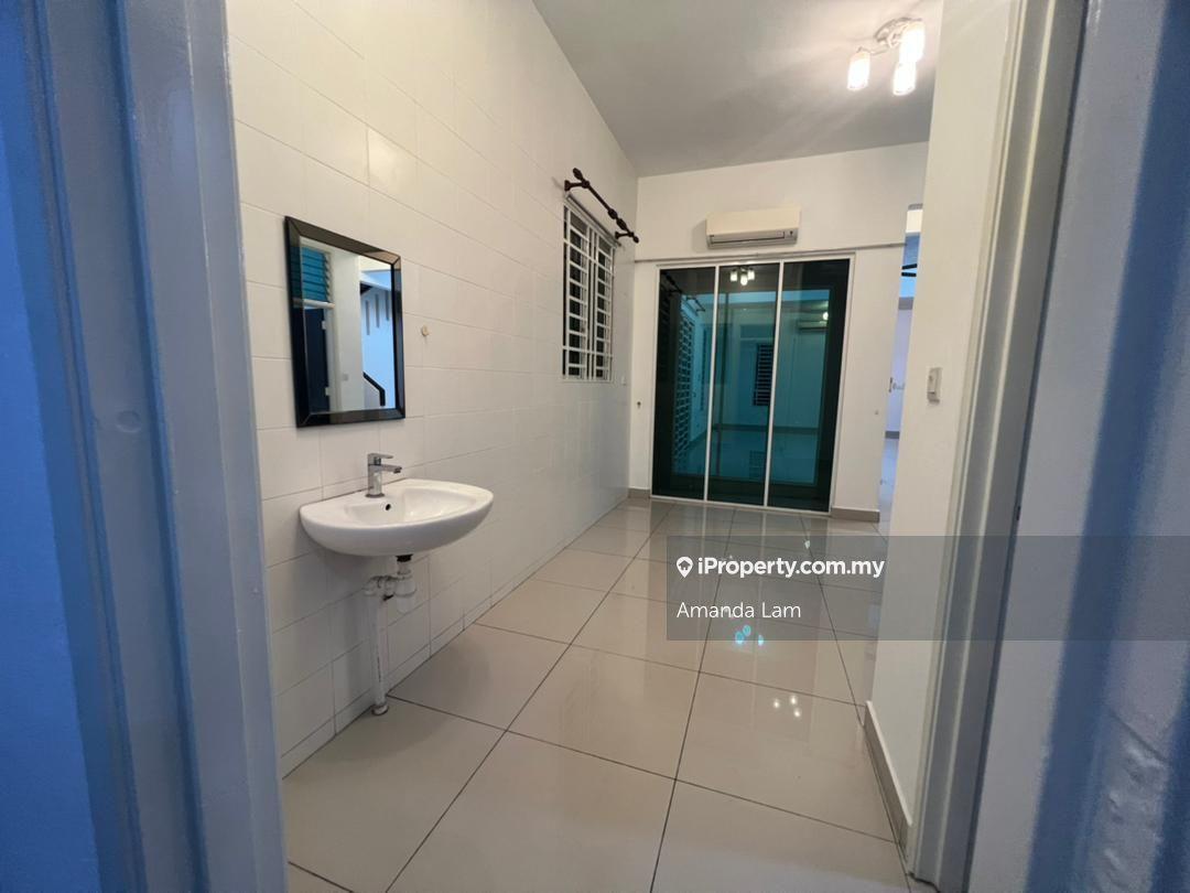 Semi-Detached House for Sale in Dua Villas, Sungai Ara by Amanda Lam - iProperty.com.my