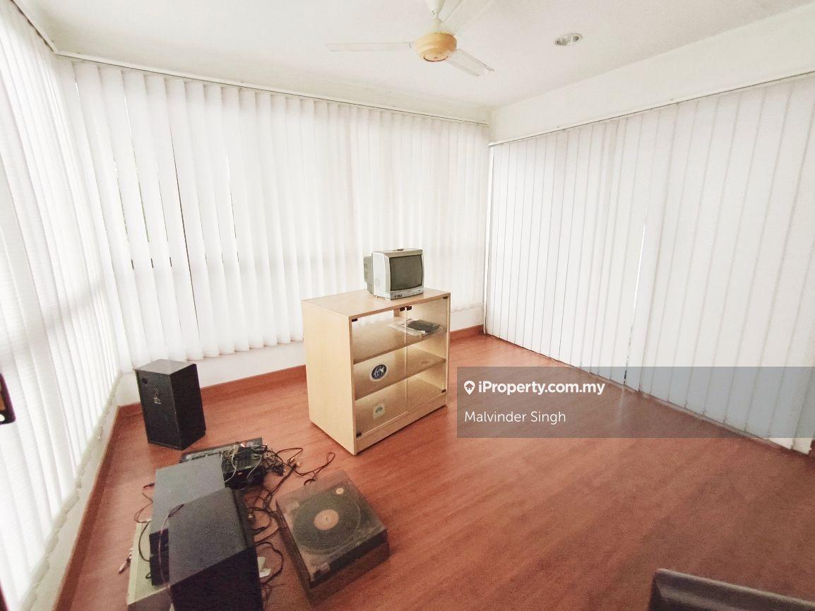 Banglo untuk Dijual di Ukay Heights, Ampang oleh Mel Walia - iProperty.com.my