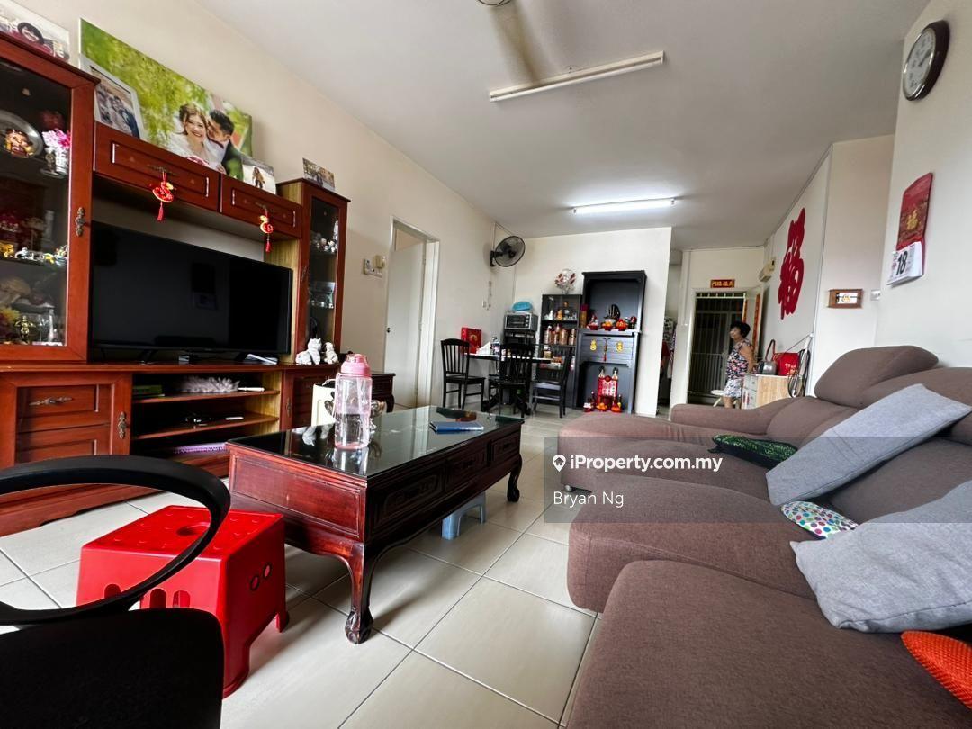 Condominium for Sale in Platinum Lake PV 12 by Bryan Ng - iProperty.com.my