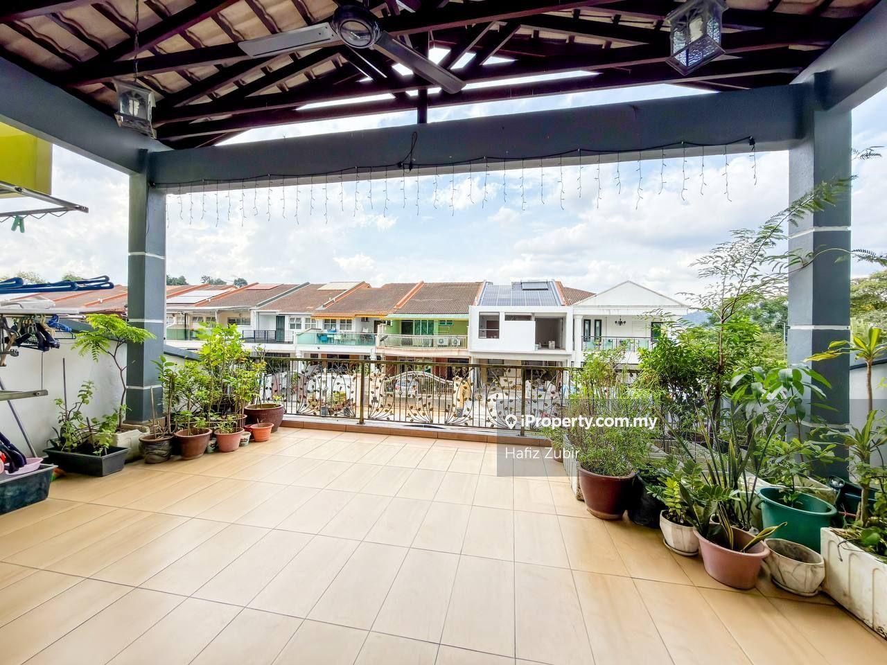 Rumah Berangkai 2.5 Tingkat untuk Dijual di Taman Dagang Permai, Ampang oleh Hafiz Zubir - iProperty.com.my
