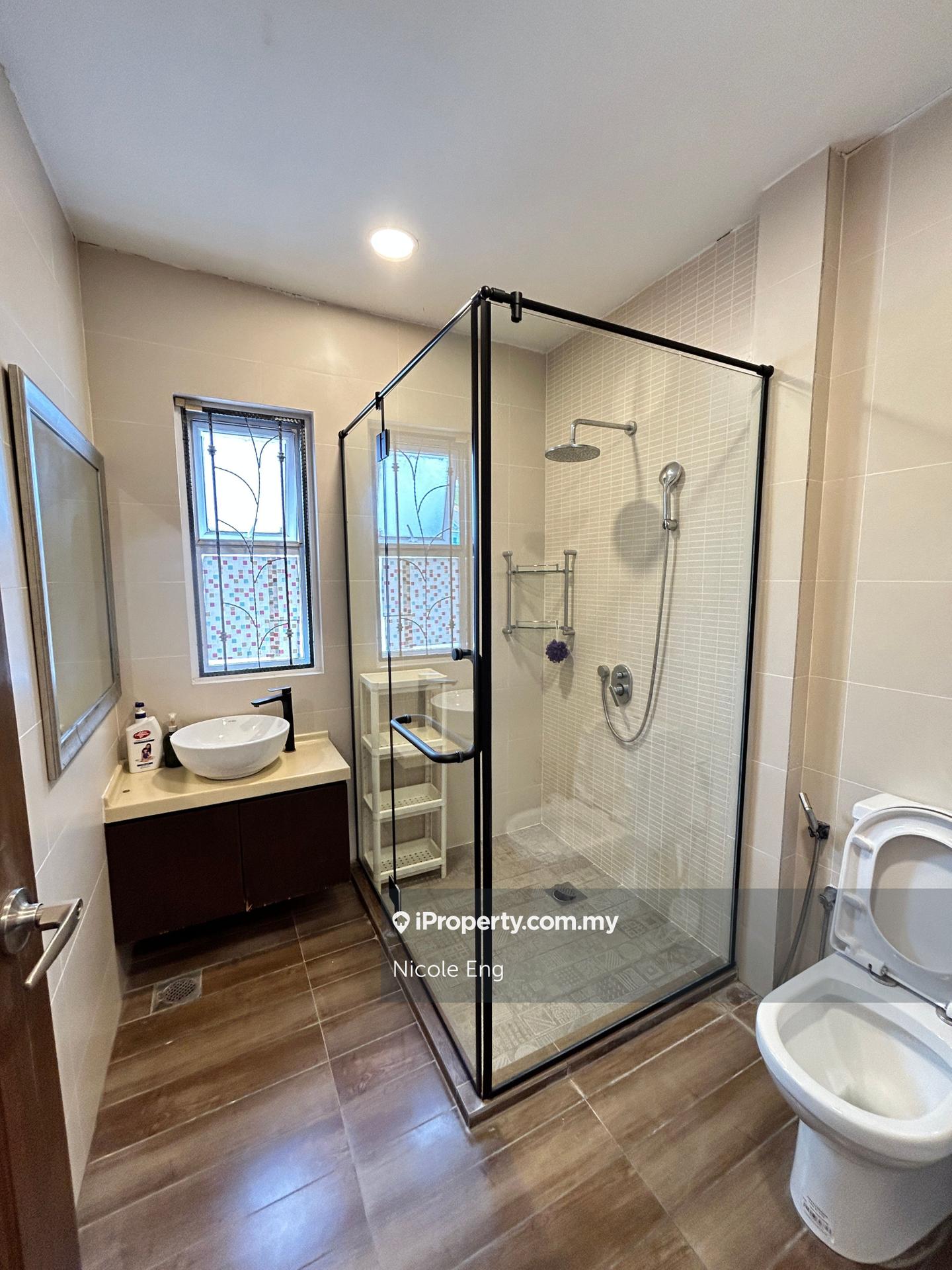 Rumah Berangkai 2 Tingkat untuk Disewa di Kota Kemuning, Shah Alam oleh Nicole Eng - iProperty.com.my