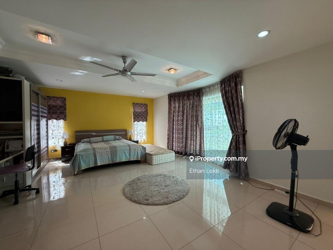 Bungalow House for Sale in Taman Templer Saujana, Rawang by Ethan Loke - iProperty.com.my