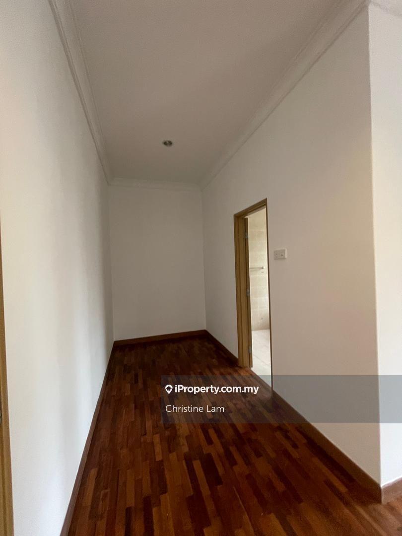 Rumah Berangkai 2 Tingkat untuk Dijual di Kota Kemuning, Shah Alam oleh Christine Lam - iProperty.com.my