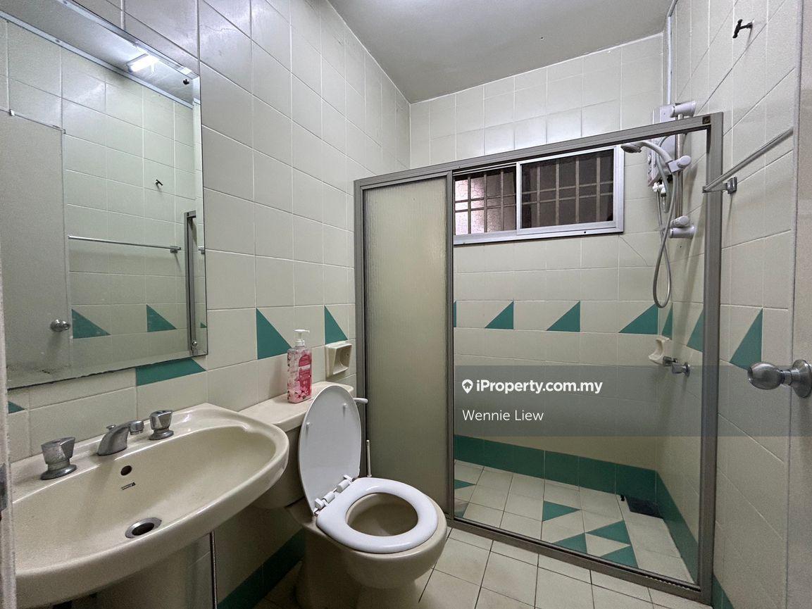 Rumah Berkembar untuk Disewa di Sultan Abdul Aziz Shah Golf & Country Club, Shah Alam oleh Wennie Liew - iProperty.com.my