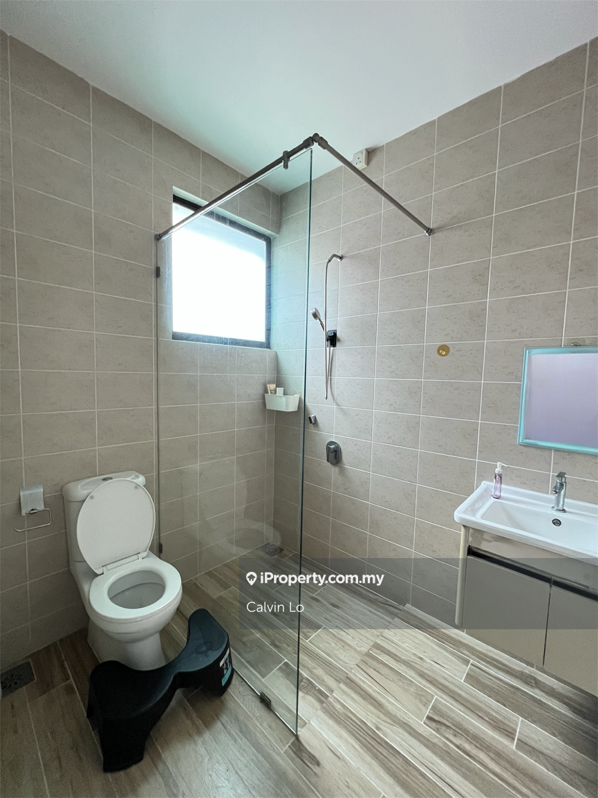 Rumah Berangkai 3 Tingkat untuk Dijual di Kinrara Residence, Puchong oleh Calvin Lo - iProperty.com.my